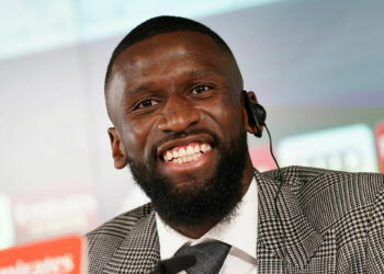 Vidéo – Real Madrid : A Los Angeles, Rüdiger fait la misère à Luka Modric