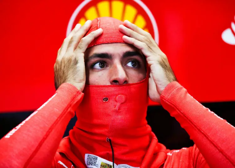 F1 – Revivez l’arrêt catastrophique de Sainz (Vidéo)
