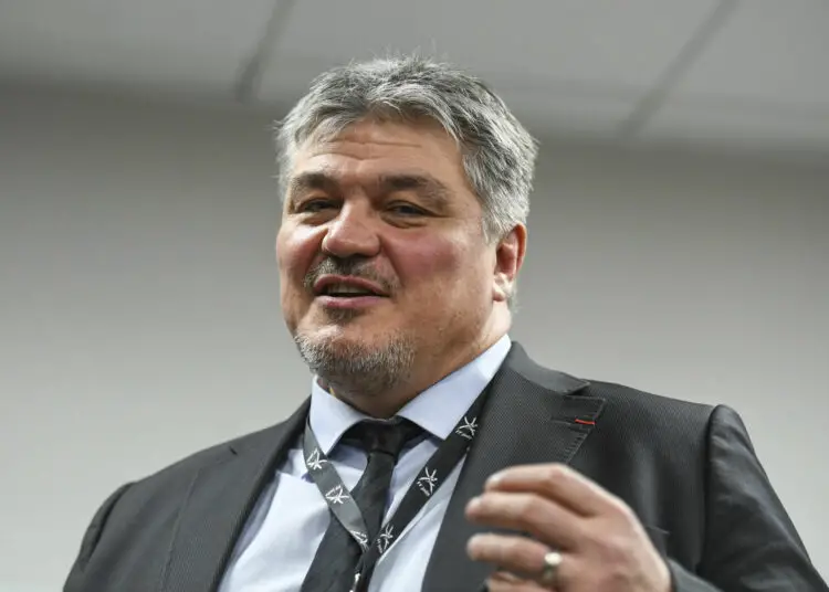 Douillet clashe Chris Marques : « ses arguments ne sont pas vrais »