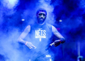 NBA : Kyrie Irving a fait sage-femme…