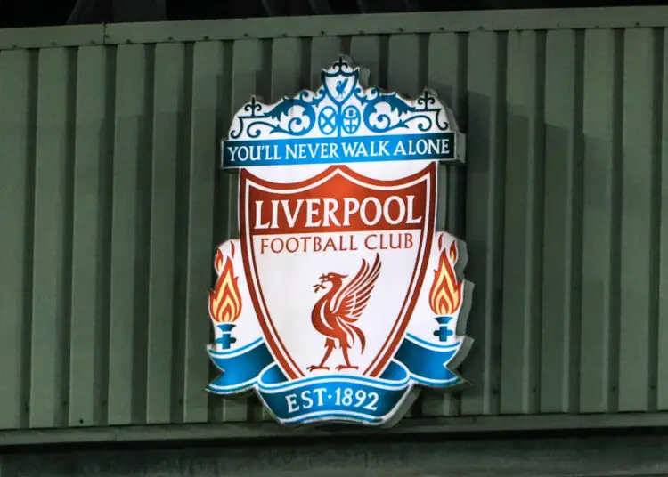 Liverpool : Carragher se paye van Dijk