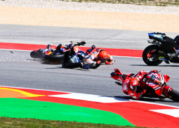 MotoGP – L’énorme accrochage de Marquez et Oliveira (vidéo)