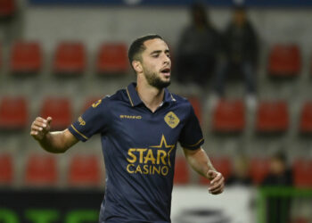 Sofian Kiyine s’en sort miraculeusement après un grave accident de voiture (vidéo)