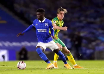 Yves Bissouma se fait agresser à Cannes