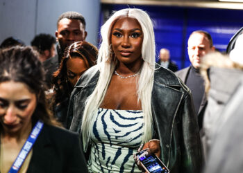 JO 2024 : La cérémonie d’ouverture dérive avec Aya Nakamura, Juliette Armanet… et des surprises qui fâchent