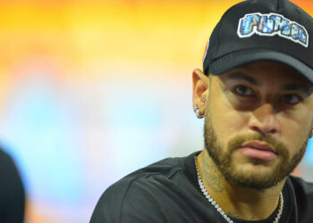 Neymar laisse le foot derrière lui pour devenir chauffeur de Uber en Californie