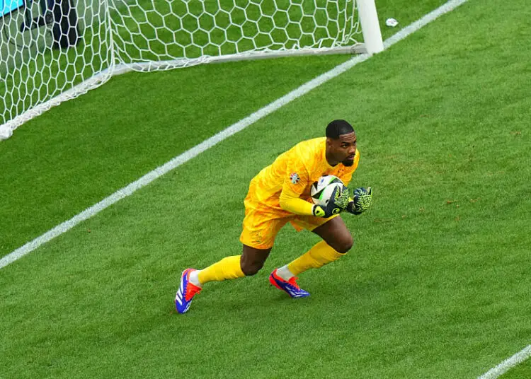 Les Bleus célèbrent l’anniversaire de Mike Maignan avant les quarts de finale