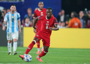 Om: le numéro de maillot bizarre d’Ismaël Koné choque tout le monde !