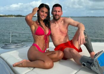 Messi en botte orthopédique sur un yacht de luxe : l’absurde cliché qui choque !