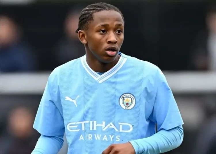 Un joueur de Manchester City fait sensation avec un dribble inventif : le « Chigwada Spin »