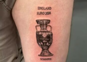 Un supporter tatoue le trophée avant la finale : « Angleterre, vainqueur de l’Euro 2024 »