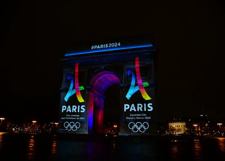 Tragédie aux JO de Paris : une bénévole retrouvée morte avec une plaie au cou et un message énigmatique