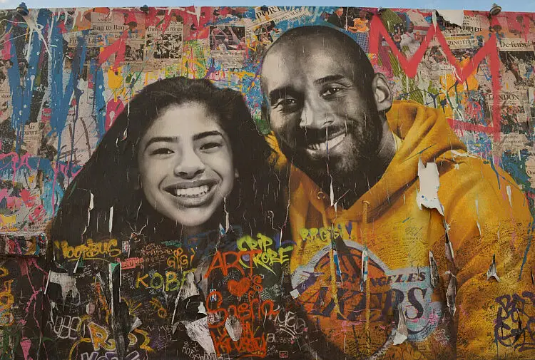 Hommage éternel : Los Angeles inaugure une statue de Kobe et Gianna Bryant