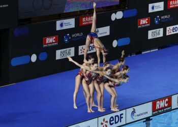 Sexisme dans la natation synchronisée : les hommes face à la discrimination