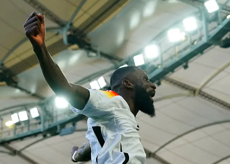 Real Madrid : Rüdiger accueille Endrick violemment, Ancelotti intervient pour apaiser la situation