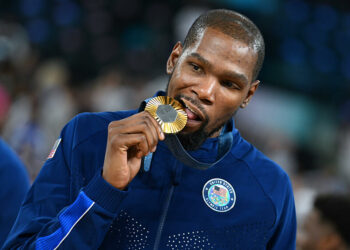 PSG : Kevin Durant fait fuiter la nouvelle veste du club – une gaffe monumentale