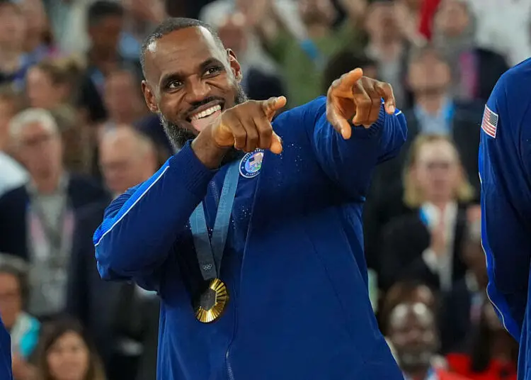 LeBron James débarque en France : un village paumé pour vendre de l’alcool, c’est le choc des cultures !