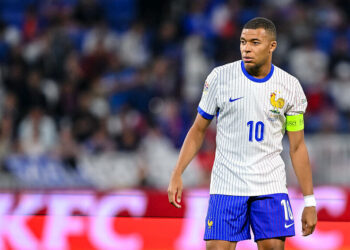 Révélation choc : Mbappé en chasse d’un nouvel entraîneur – la vérité explosive derrière sa quête secrète !