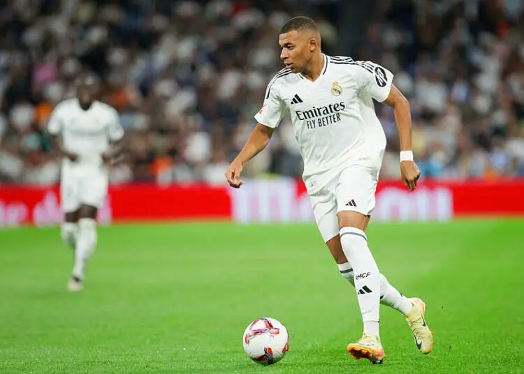 Révolte en France : Les supporters exigent qu’on arrache le brassard à Kylian Mbappé !