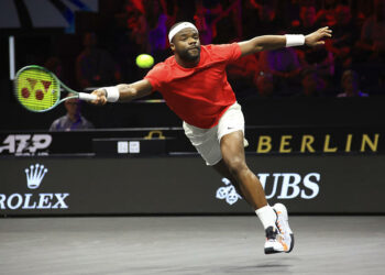 ATP Shanghai : Tiafoe explose et insulte l’arbitre en pleine crise ! (vidéo choc)