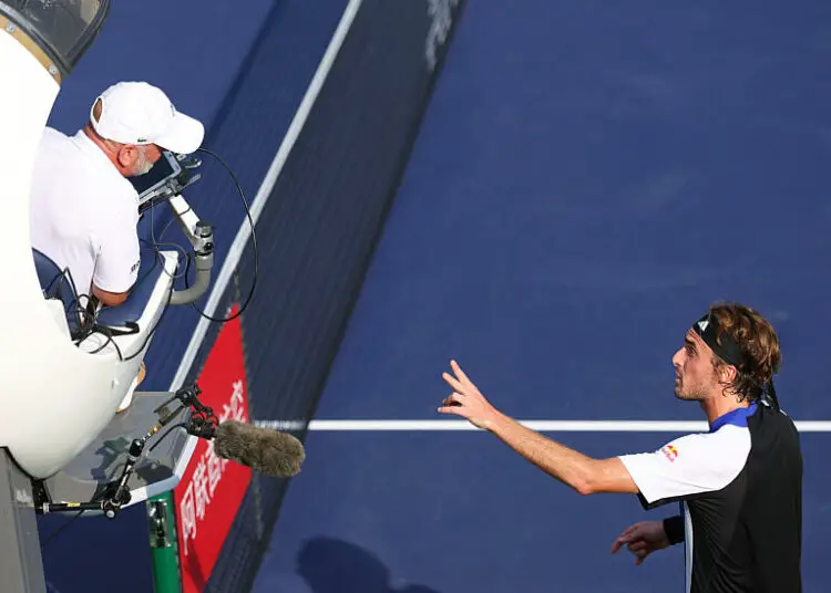 ATP : Nouveau « drama » lunaire avec Tsitsipas et l’arbitre, à ne pas manquer (VIDÉO) !