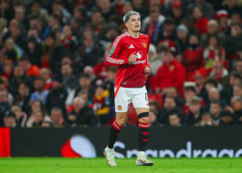 Manchester United sollicite une faveur embarrassante auprès de Manchester City