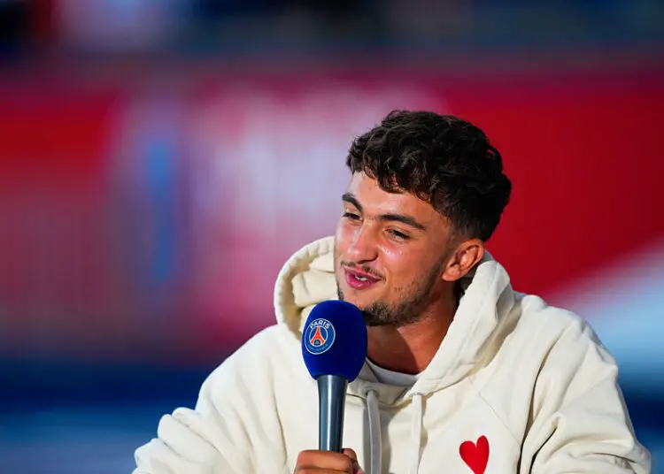 Inoxtag choc au sommet de l’Everest : « Des alpinistes tombés, des cadavres dans la neige »