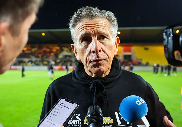 LOSC : Claude Puel frappe un de ses joueurs en plein entraînement !