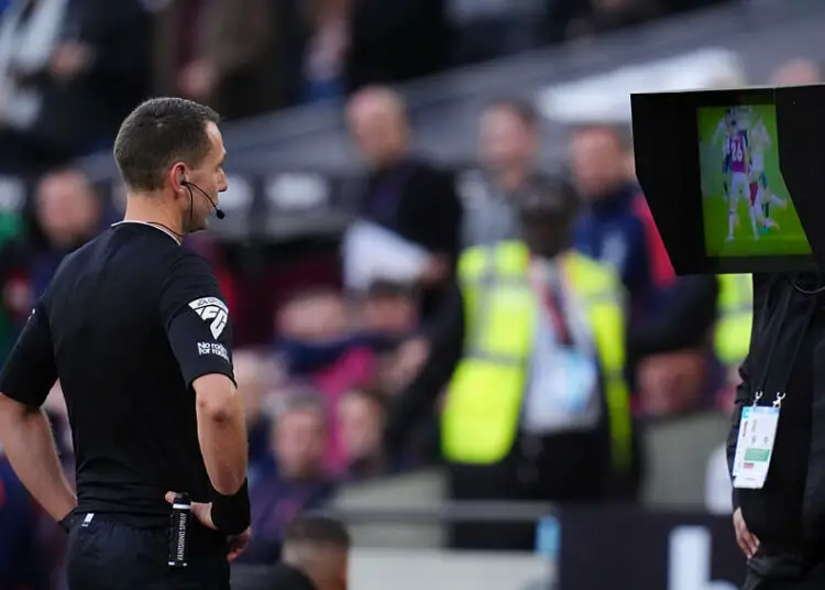 Liverpool : l’arbitre suspendu après avoir insulté Klopp et le club comme jamais (VIDÉO)