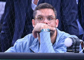 Florent Manaudou squatte un hôtel de luxe : découvrez l’intérieur choc de son triplex secret !