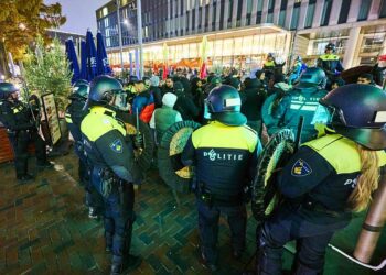 Affrontements sanglants à Amsterdam : Plus de 60 arrestations après le match Ajax – Maccabi Tel-Aviv !