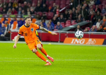 Weghorst dérape : une célébration scandaleuse après un drame en plein match !