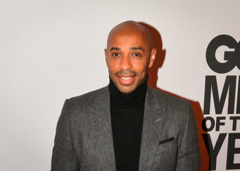 Thierry Henry brise le silence : son enfer, l’éloignement de sa famille et des larmes chaque jour