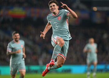 Sparta Prague – Atlético Madrid : Julian Alvarez en mode Messi ! Un coup franc magique qui fait trembler l’Europe