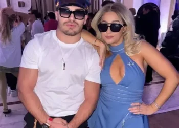 Anniversaire XXL pour Antoine Dupont : Léna Situations, Oli et l’élite du rugby en mode VIP !