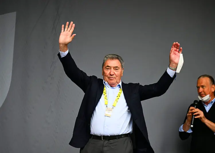 Eddy Merckx : une chute impressionnante, mais plus de peur que de mal !