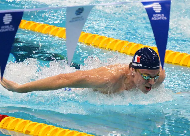 Léon Marchand choque tout le monde en renonçant à une compétition !