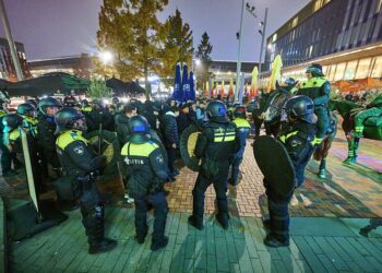 Amsterdam sous le choc : huit mois requis pour un accusé de la “chasse aux juifs”