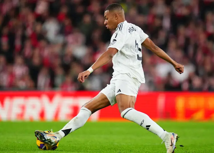 Real Madrid : Le maillot de Mbappé brûlé en plein scandale !