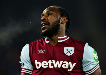 La voiture de Michail Antonio détruite après un accident : l’image est terrifiante