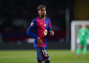 Lamine Yamal arrive à Paris pour enflammer la capitale !