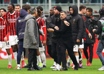 « On est dans le football, pas à l’église » : Sergio Conceição pète les plombs et clashe violemment Calabria après le match !