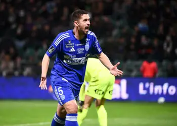 Bastia : Ce joueur esquive une magouille de transfert digne d’un film !