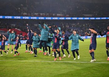 Quand le PSG débarque aux Grammy Awards 2025 : Le club fait un buzz inattendu !