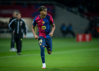 Lamine Yamal défie l’arbitre avec son pied en sang : « Ce n’est pas une faute ! »