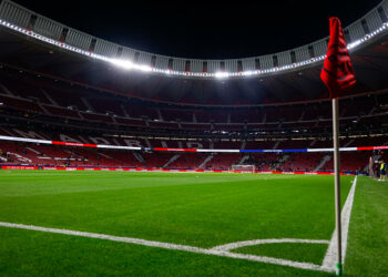 Mondial 2030 : un stade à milliards pour des concerts… pas du foot ?!