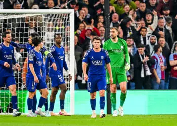 Folie au PSG : un cadre organise une pool-party déjantée, le vestiaire en feu !