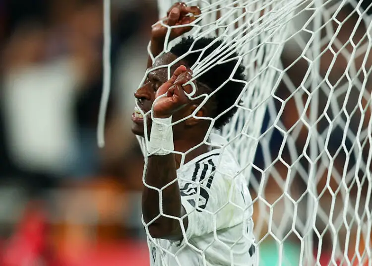 Barça-Real : Vinicius insulté, mais il reste digne dans une image virale !