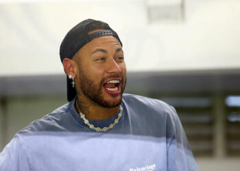 Neymar s’offre une Ferrari Purosangue à plus d’un million d’euros