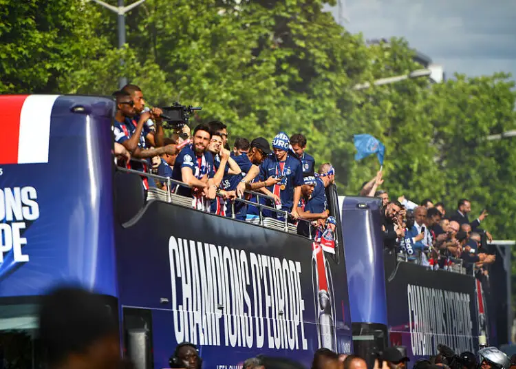 Tensions à Paris : les pompiers appellent à ne pas saturer les lignes d’urgence